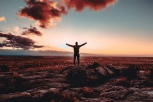 تعبير عن الحياة في الحاضر بالانجليزي