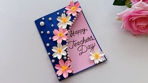 تهنئة يوم المعلم بالانجليزي