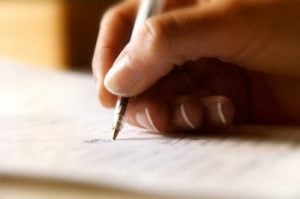 تعبير عن قصة حياتي بالانجليزي