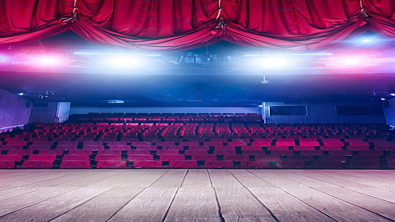 صورة تعريف المسرح بالفرنسية