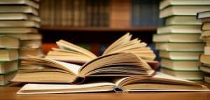 سيرة ذاتية بالانجليزي عن شخصية مشهورة