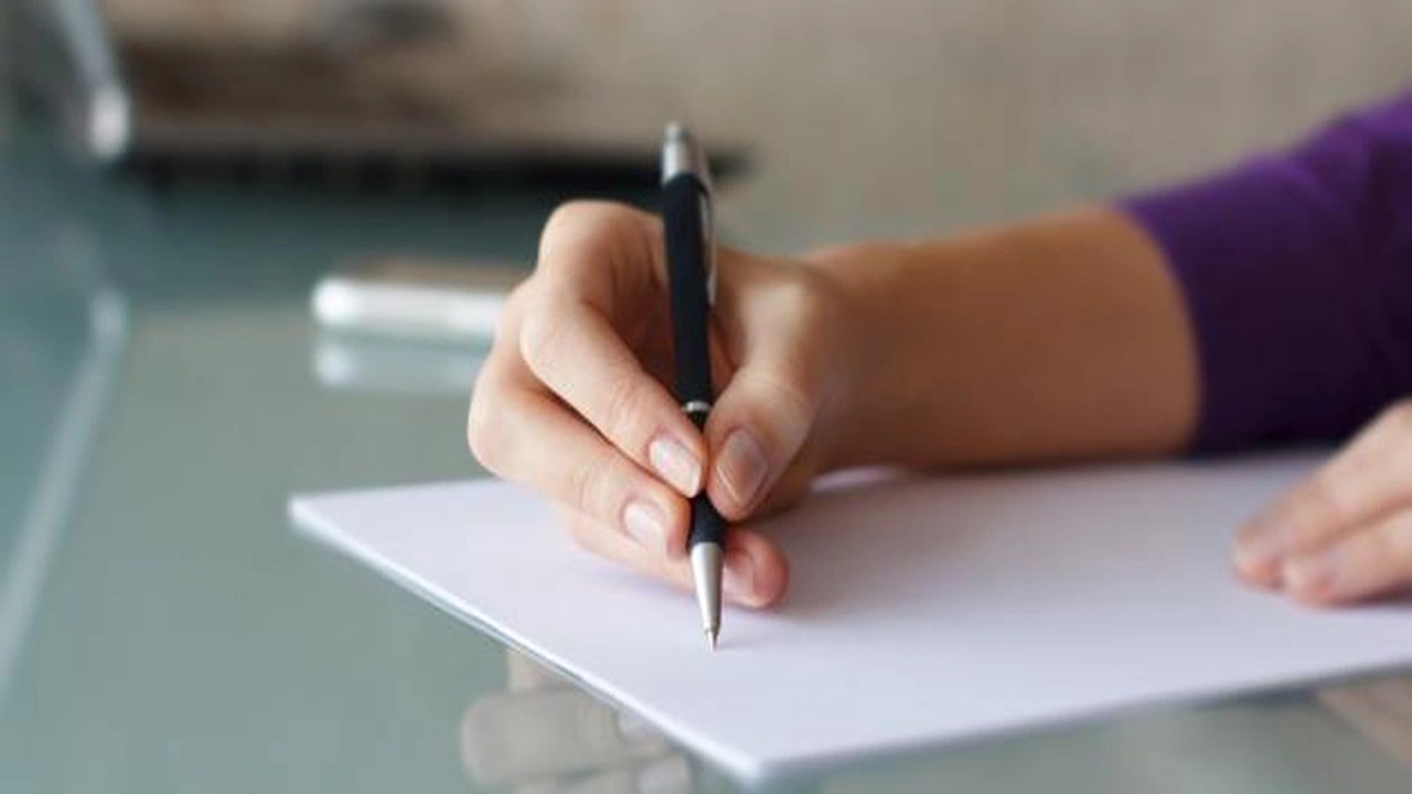 صورة كيفية كتابة تقرير بالفرنسية pdf