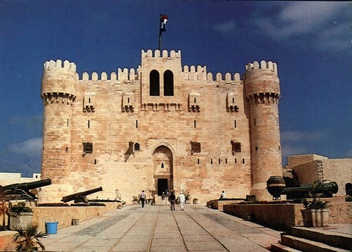 موضوع تعبير بالانجليزي عن الاسكندريه