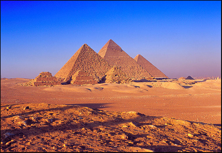 موضوع تعبير بالانجليزي عن الاهرامات