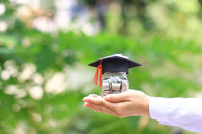 موضوع تعبير عن الجمعيات الخيرية باللغة الانجليزية 
