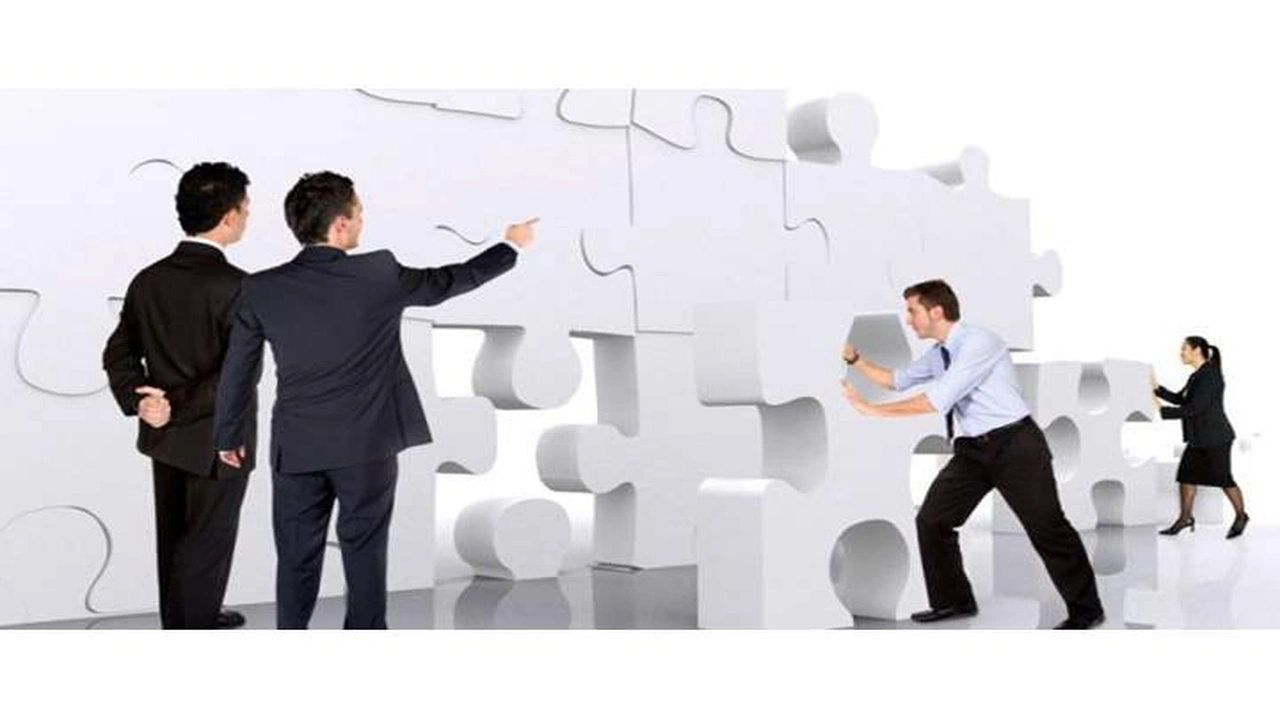 صورة موضوع تعبير عن الشباب باللغه الانجليزيه