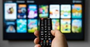 ايجابيات وسلبيات التلفاز بالفرنسية