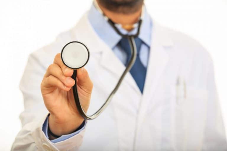 تعبير عن مهنة الطبيبة بالفرنسية