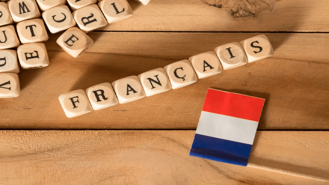 صورة كيف اقدم نفسي بالفرنسية