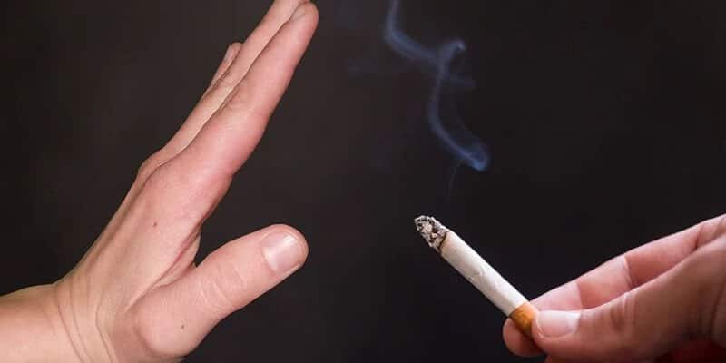 موضوع عن التدخين بالفرنسية