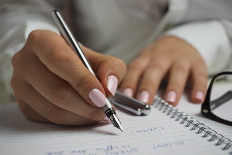 نموذج رسالة تحفيزية للعمل بالفرنسية